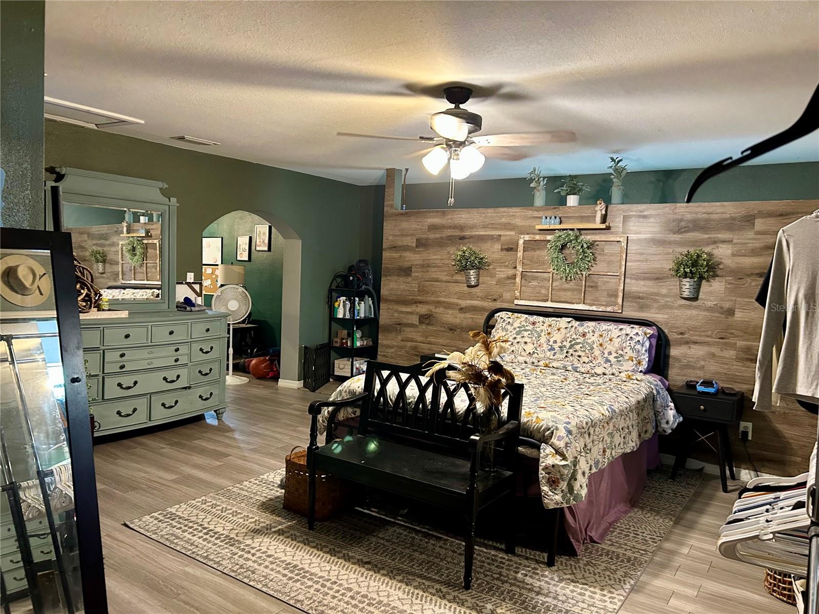 BURKE ACRES SUB - Residential