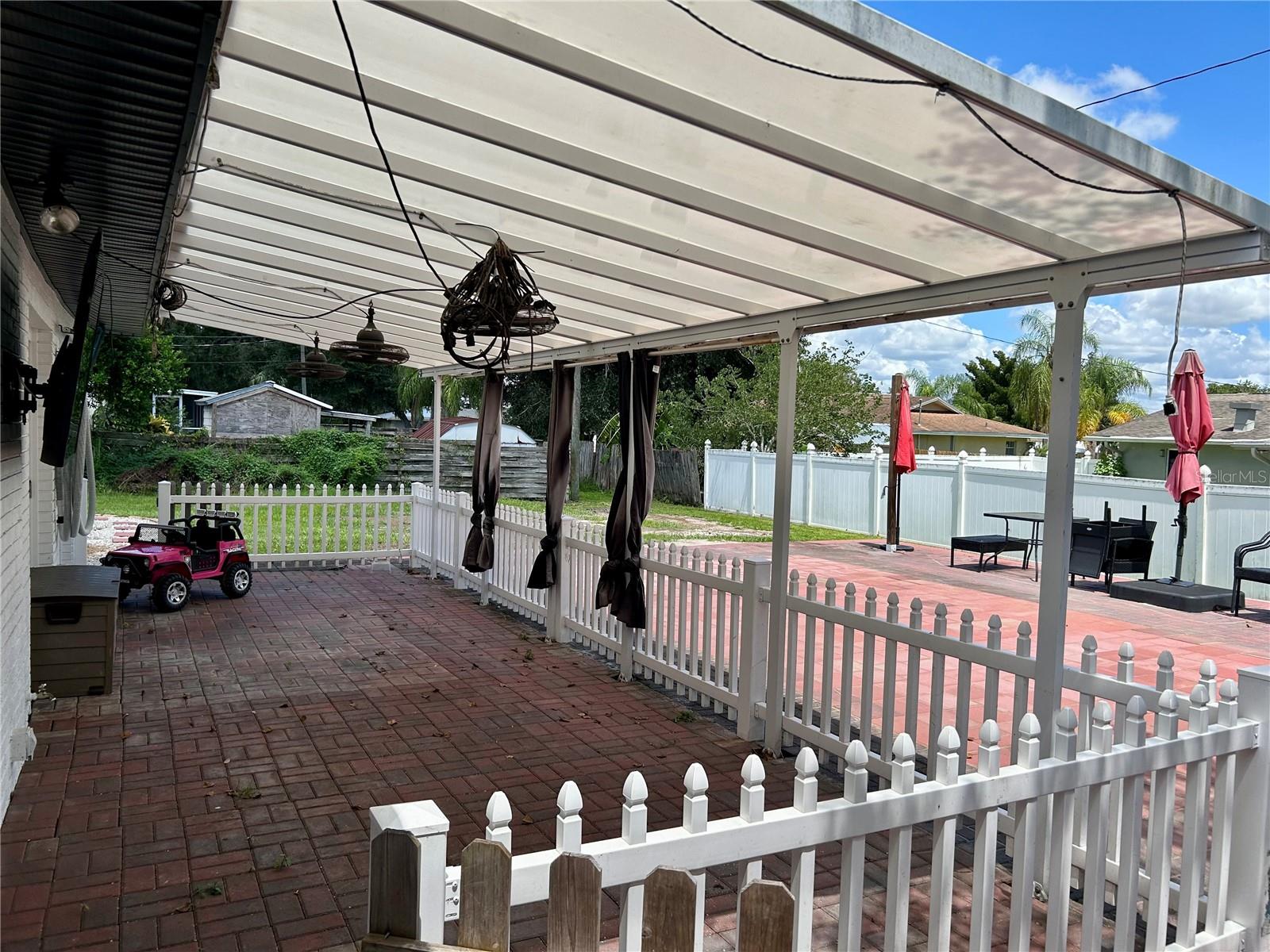 BURKE ACRES SUB - Residential