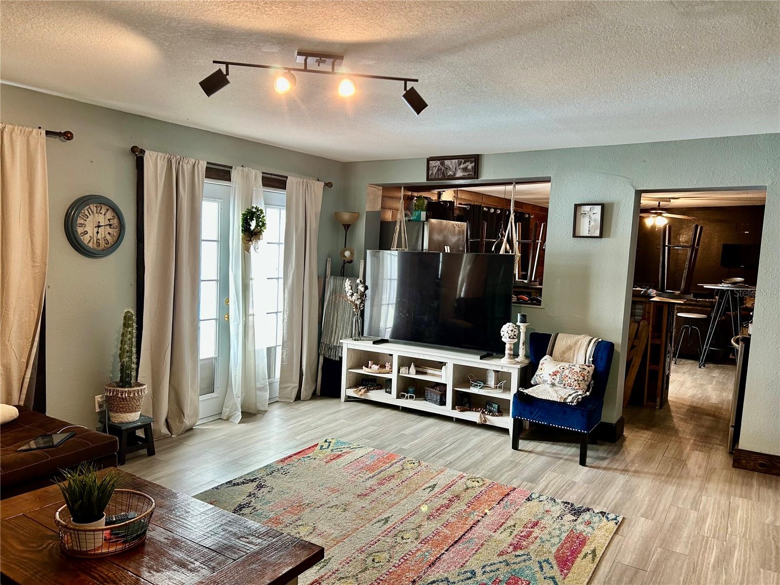 BURKE ACRES SUB - Residential