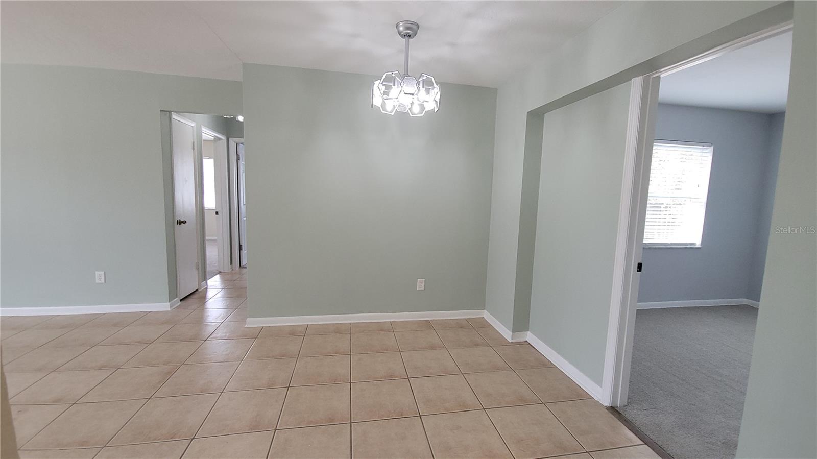 DELTONA LAKES UN 28 - Residential