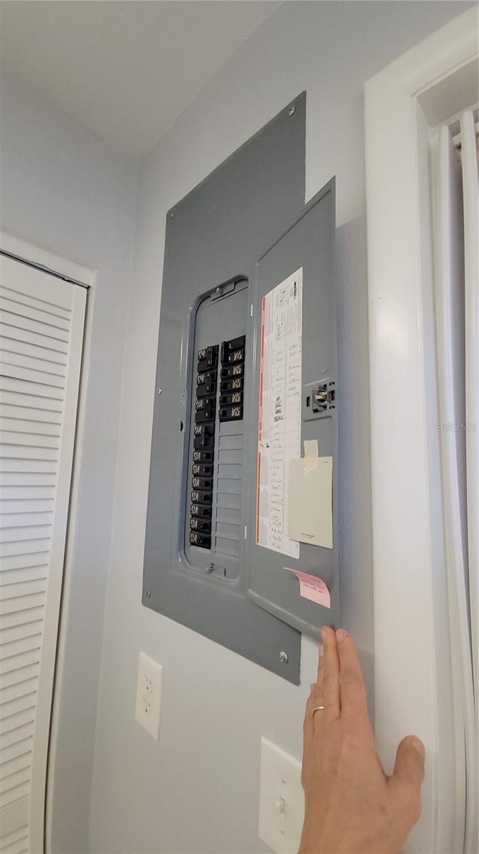 DELTONA LAKES UN 28 - Residential