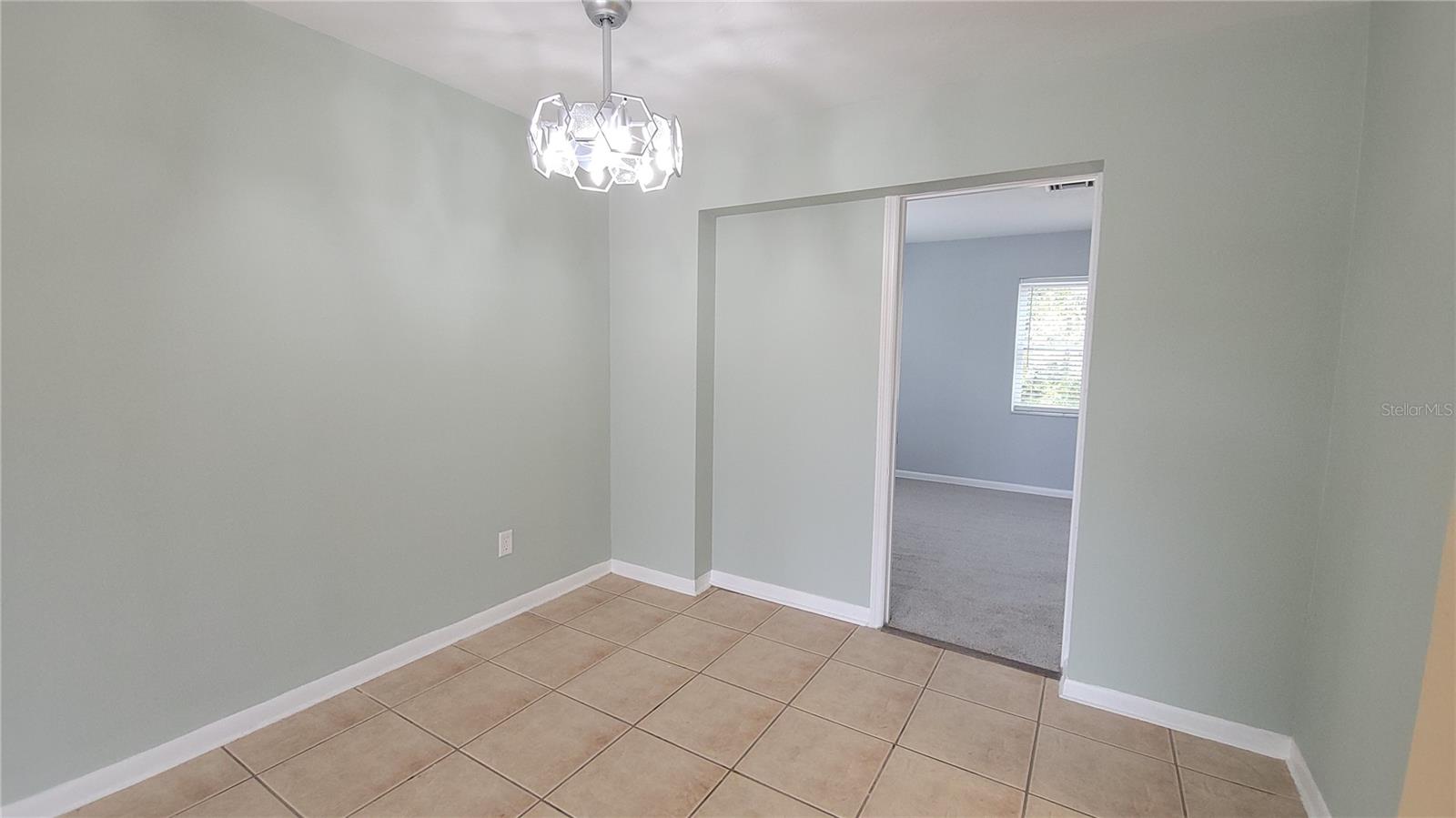 DELTONA LAKES UN 28 - Residential