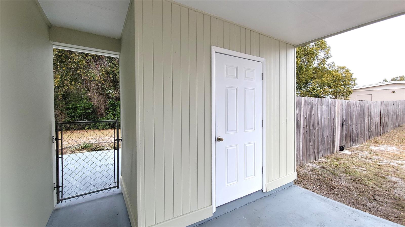 DELTONA LAKES UN 28 - Residential