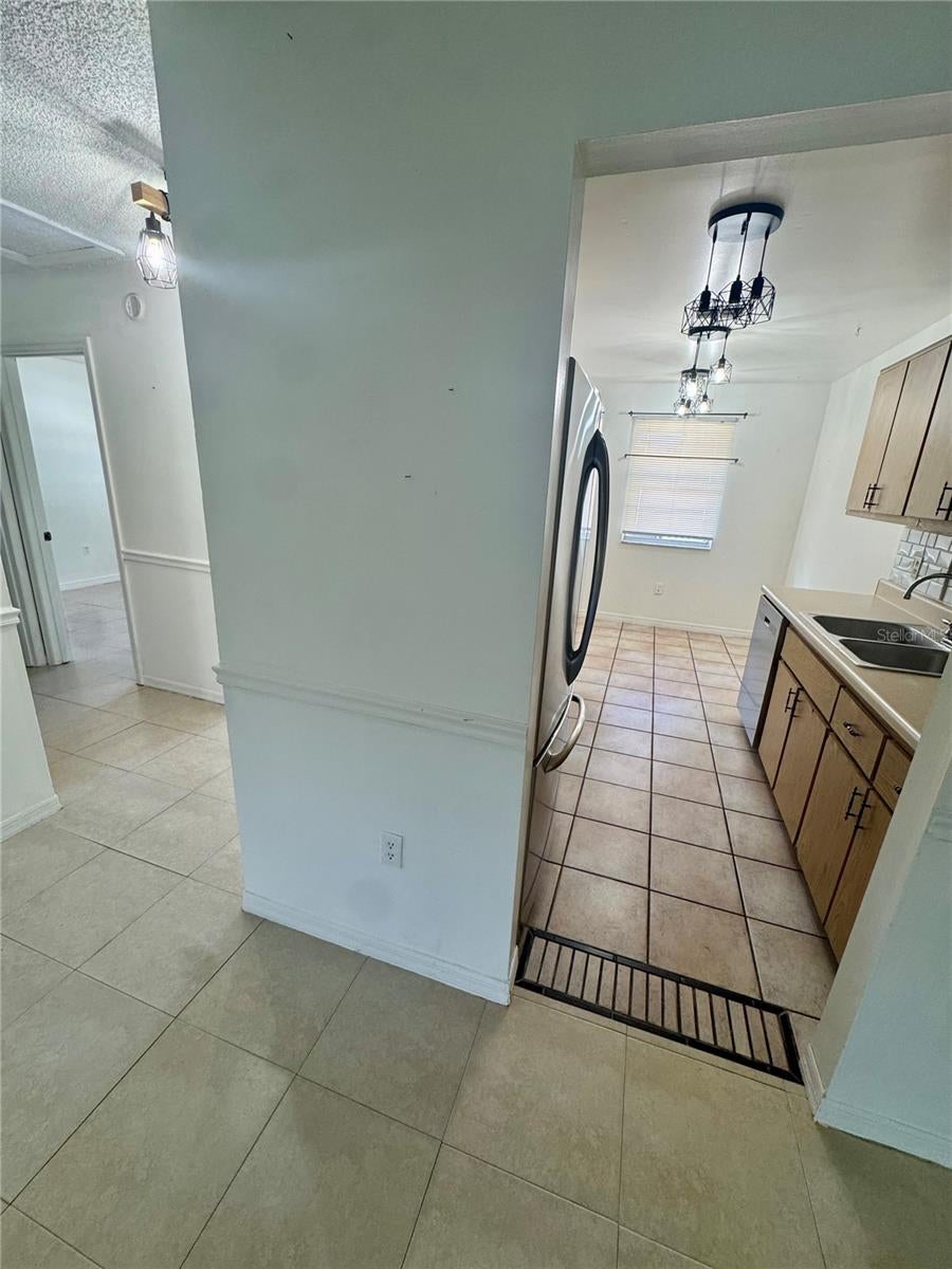 1220 CHENEY HIGHWAY D