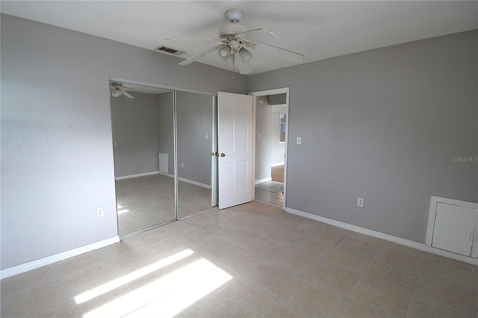 KENSINGTON PARK - Residential Lease