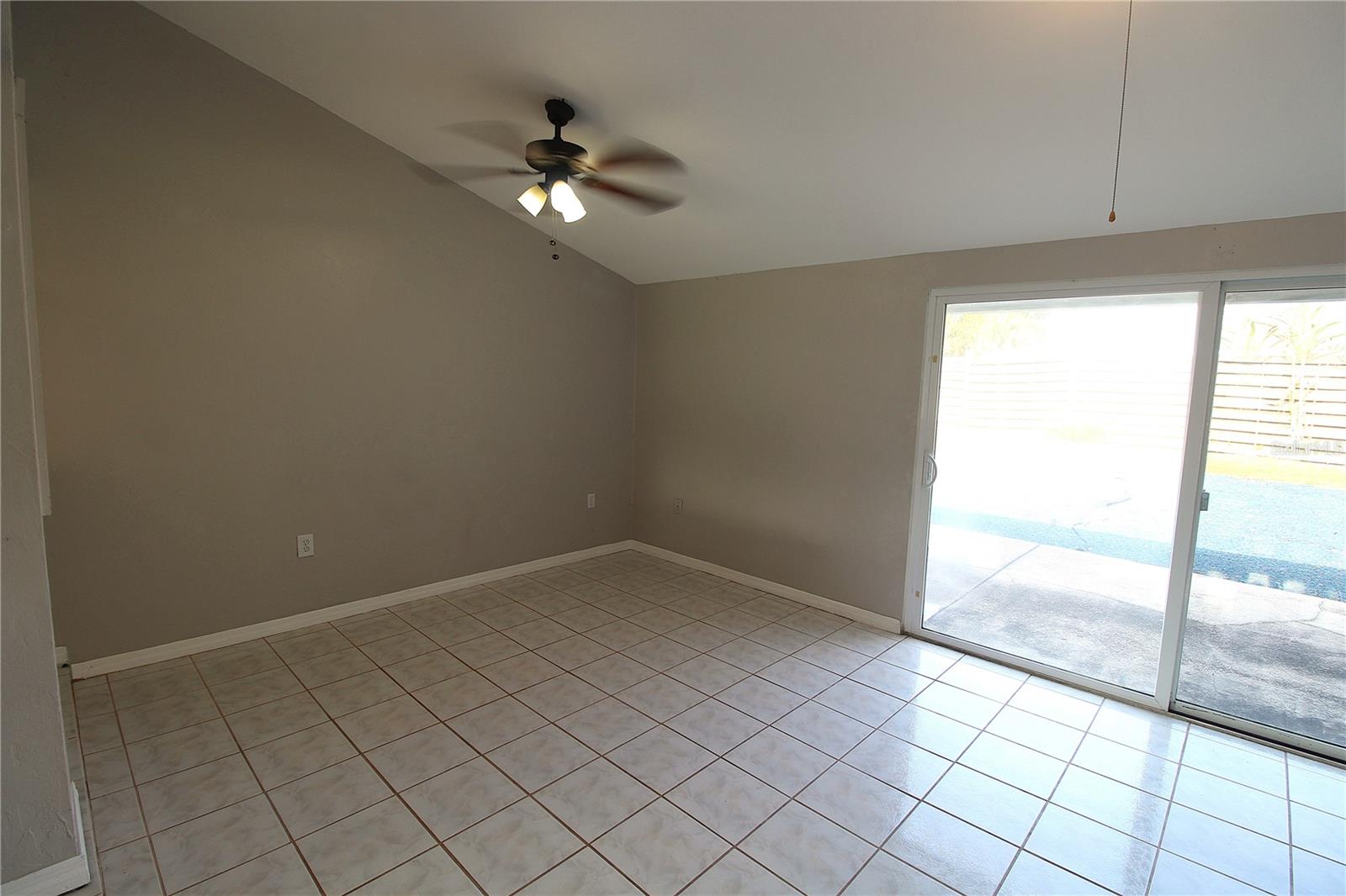 KENSINGTON PARK - Residential Lease