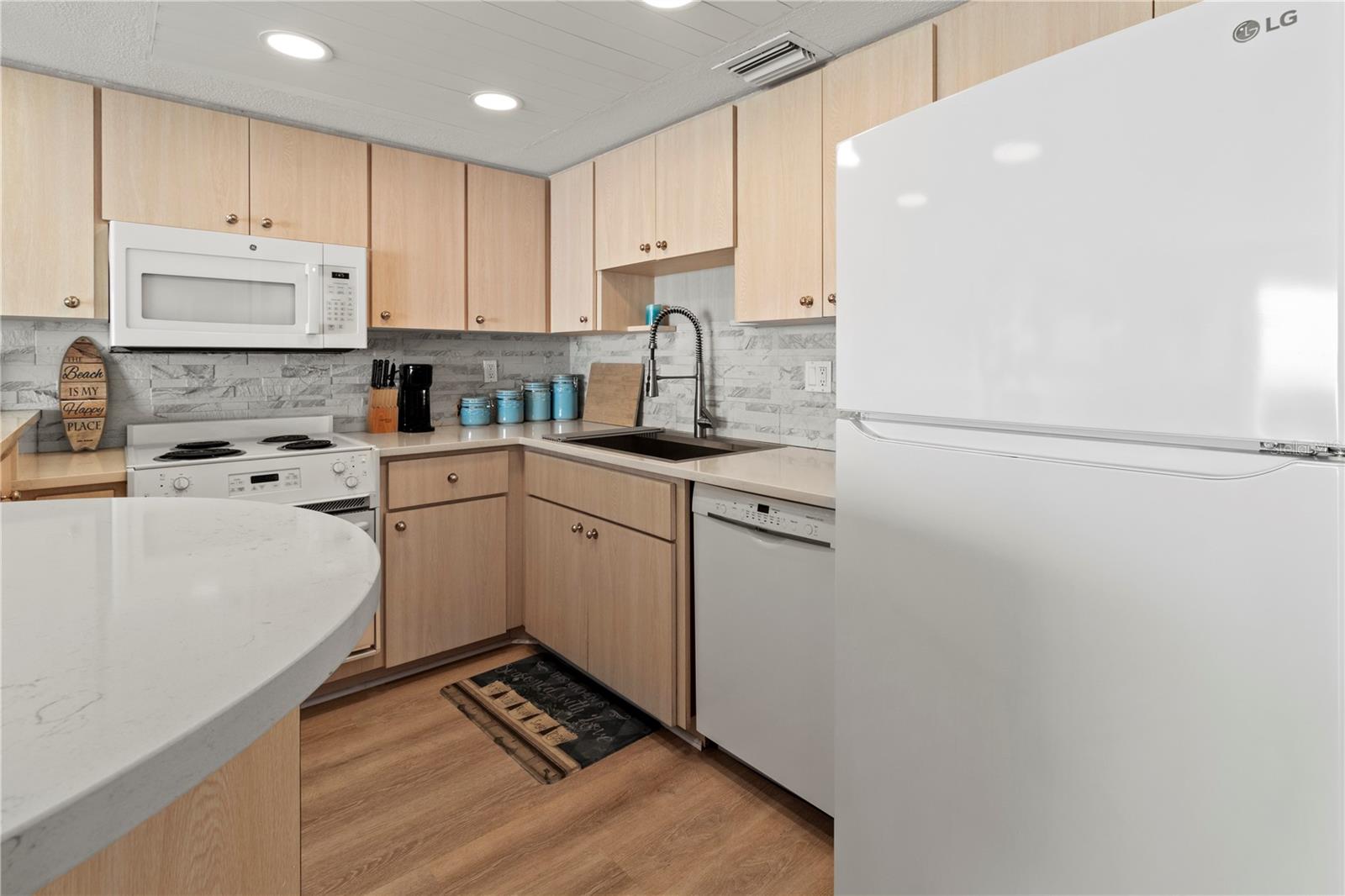 WHITNEY BEACH III - Residential