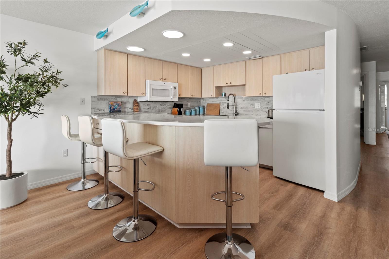 WHITNEY BEACH III - Residential