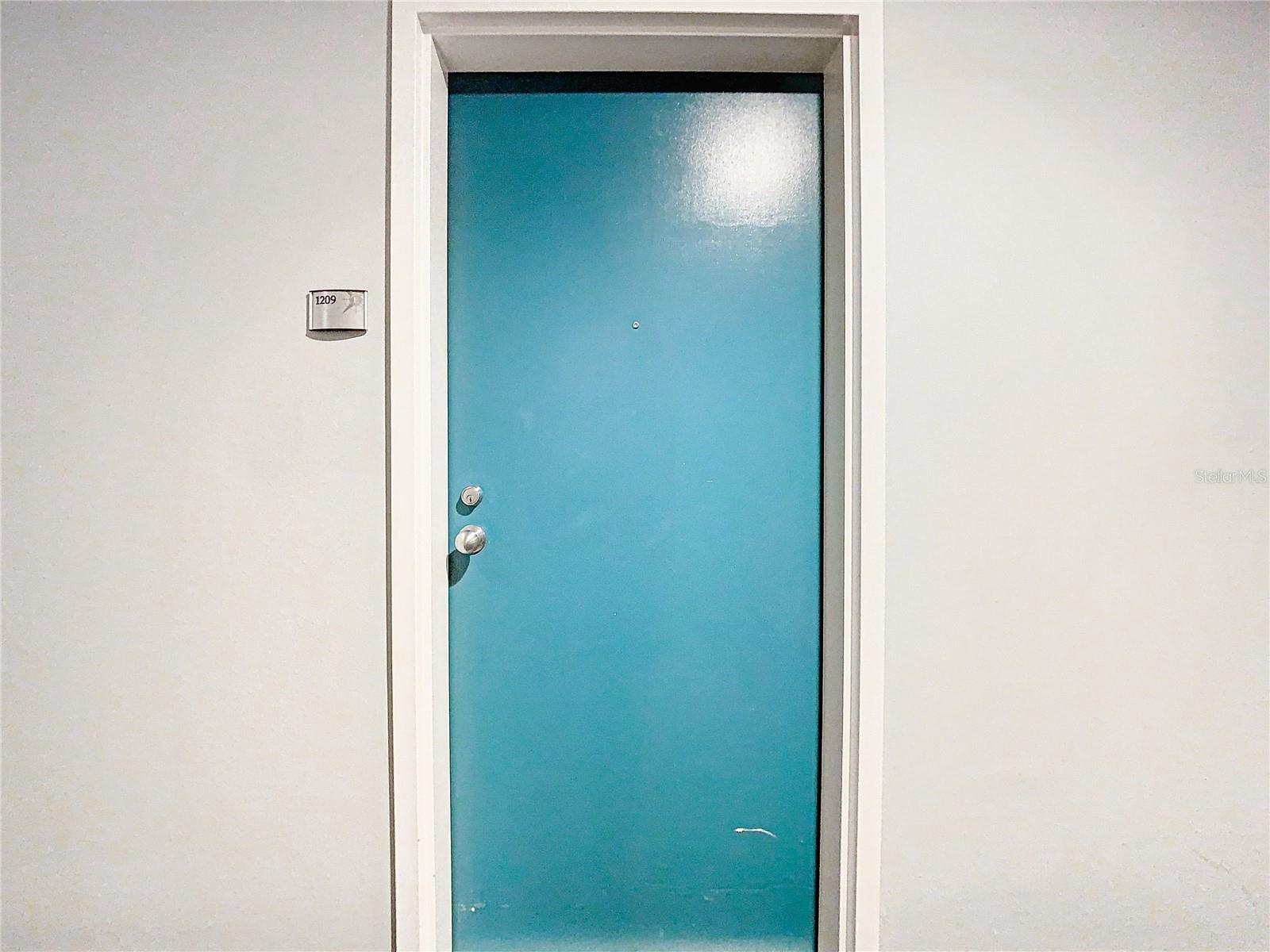 GRAND CENTRAL AT KENNEDY RESID - Residential Lease