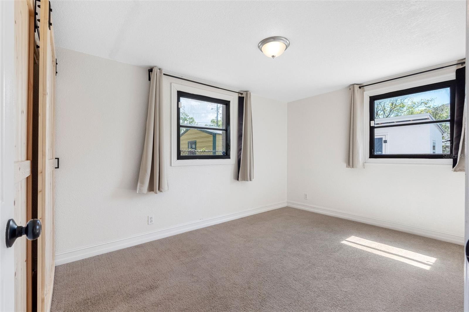 JACKSON HEIGHTS - Residential