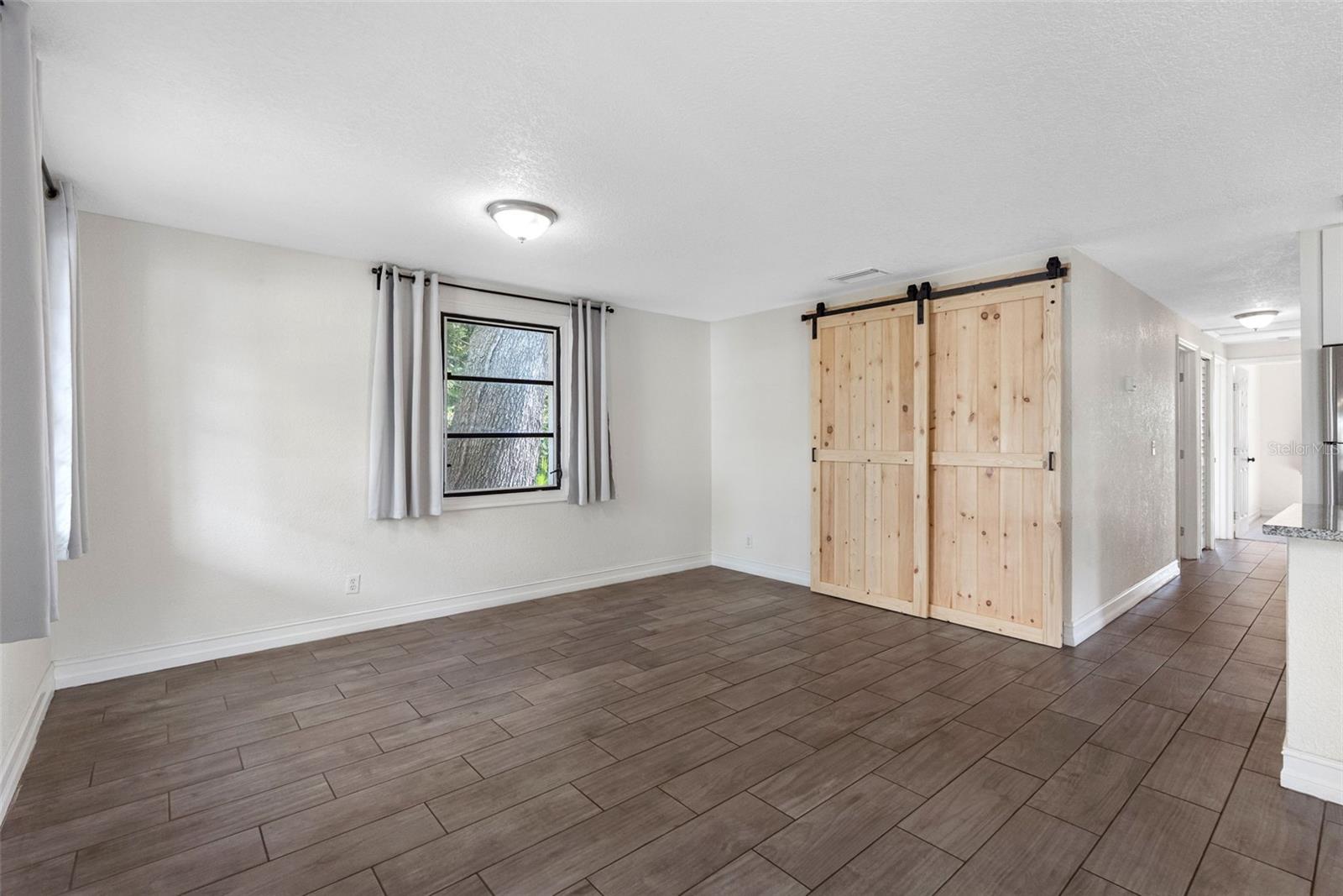 JACKSON HEIGHTS - Residential