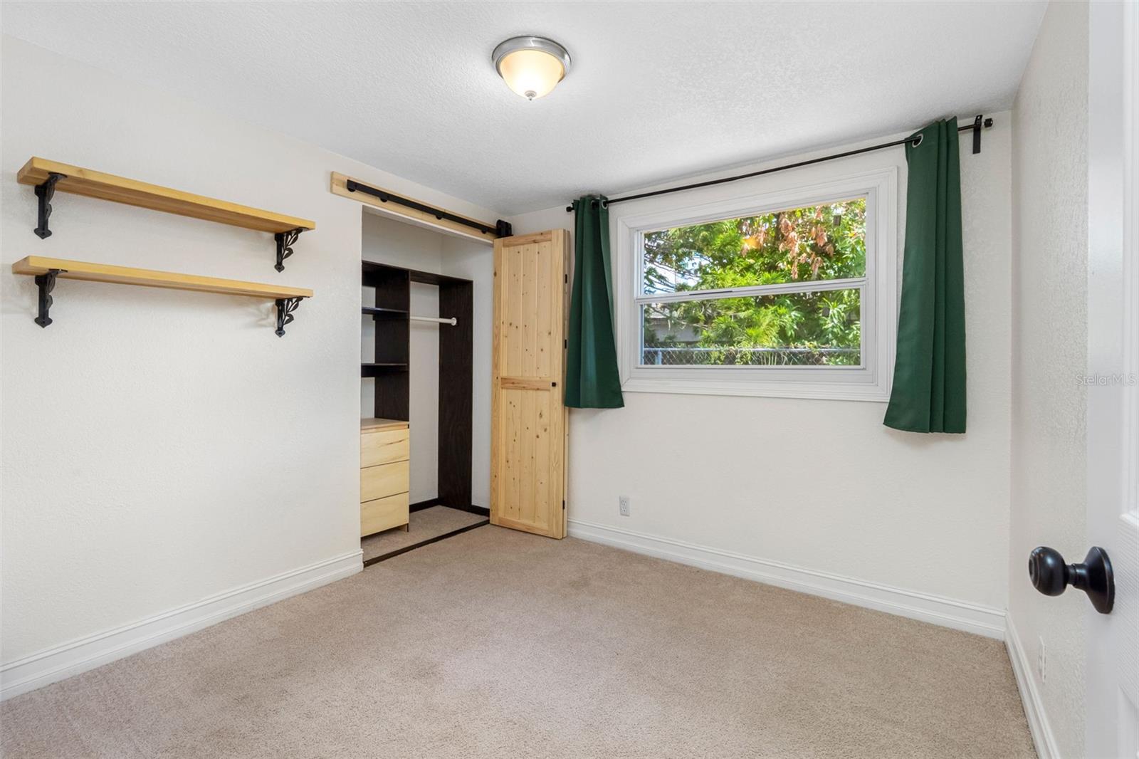 JACKSON HEIGHTS - Residential