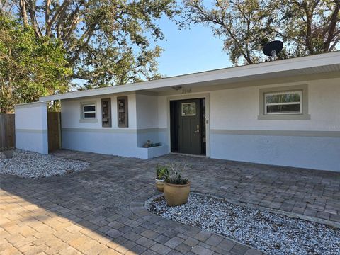 2746 HIBISCUS STREET SARASOTA FL 34239