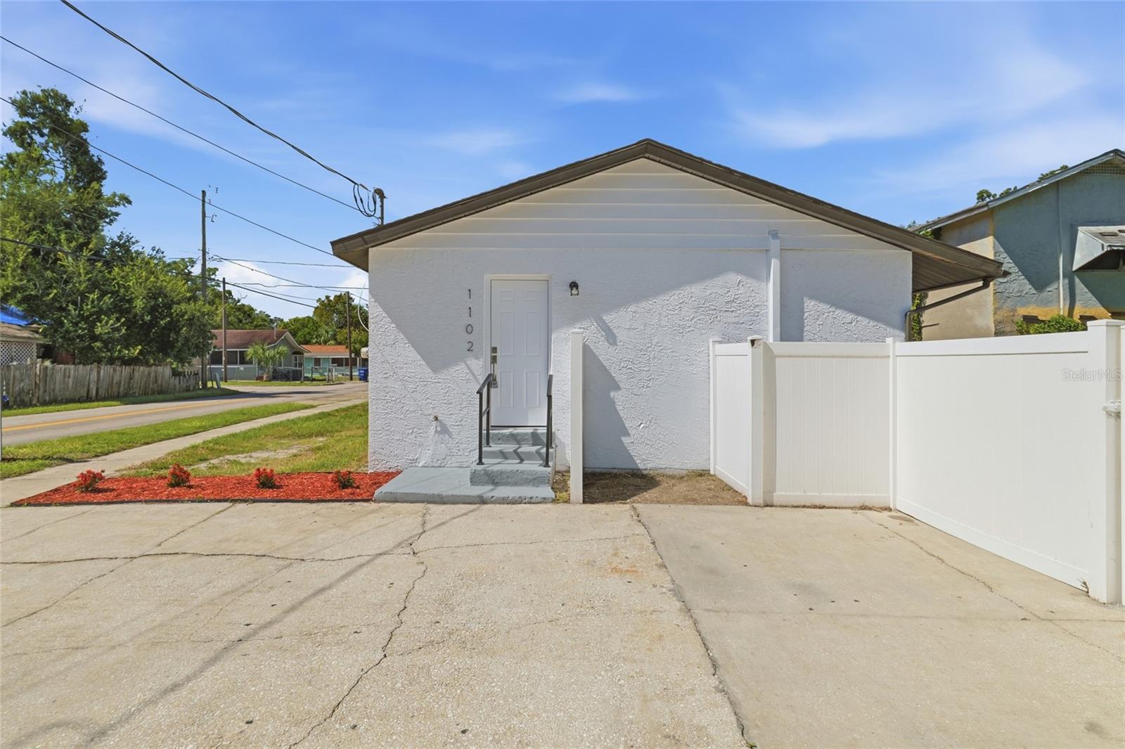 1102 E SITKA STREET