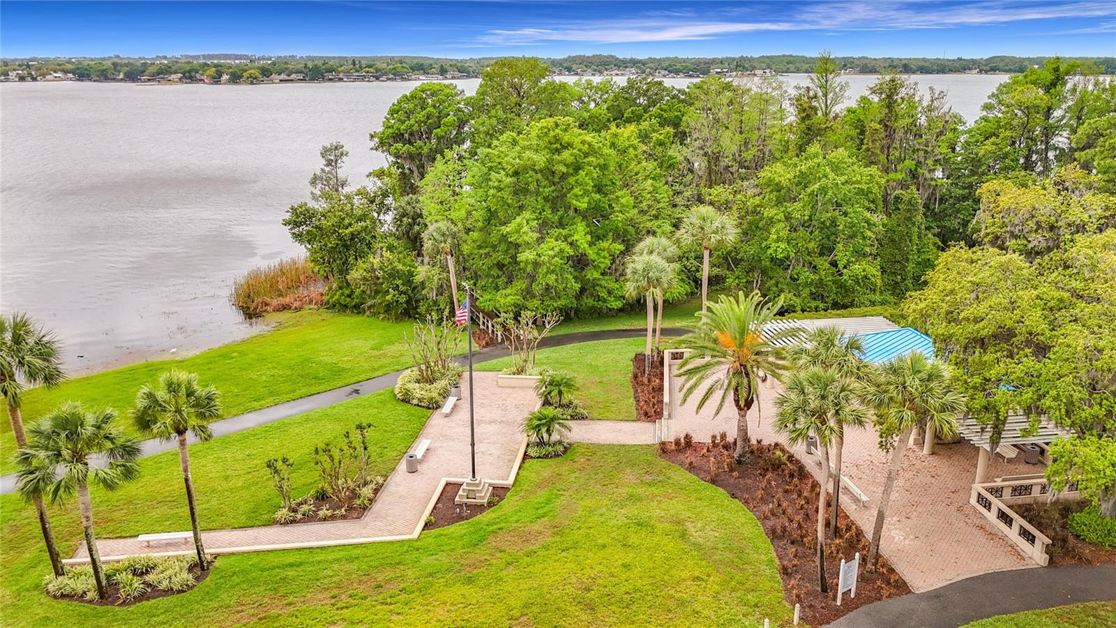 NORTHFIELD - Residential