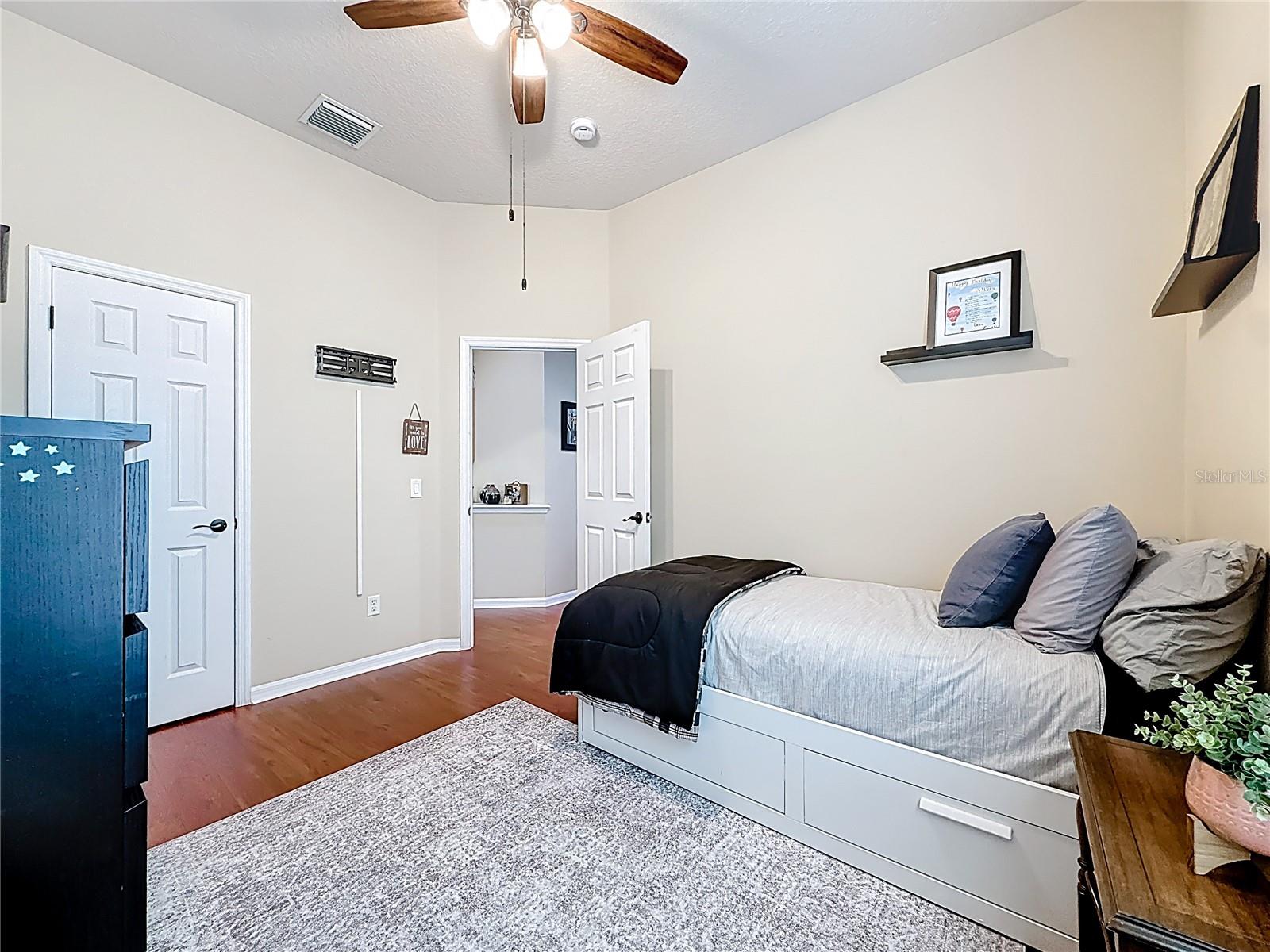 NORTHFIELD - Residential