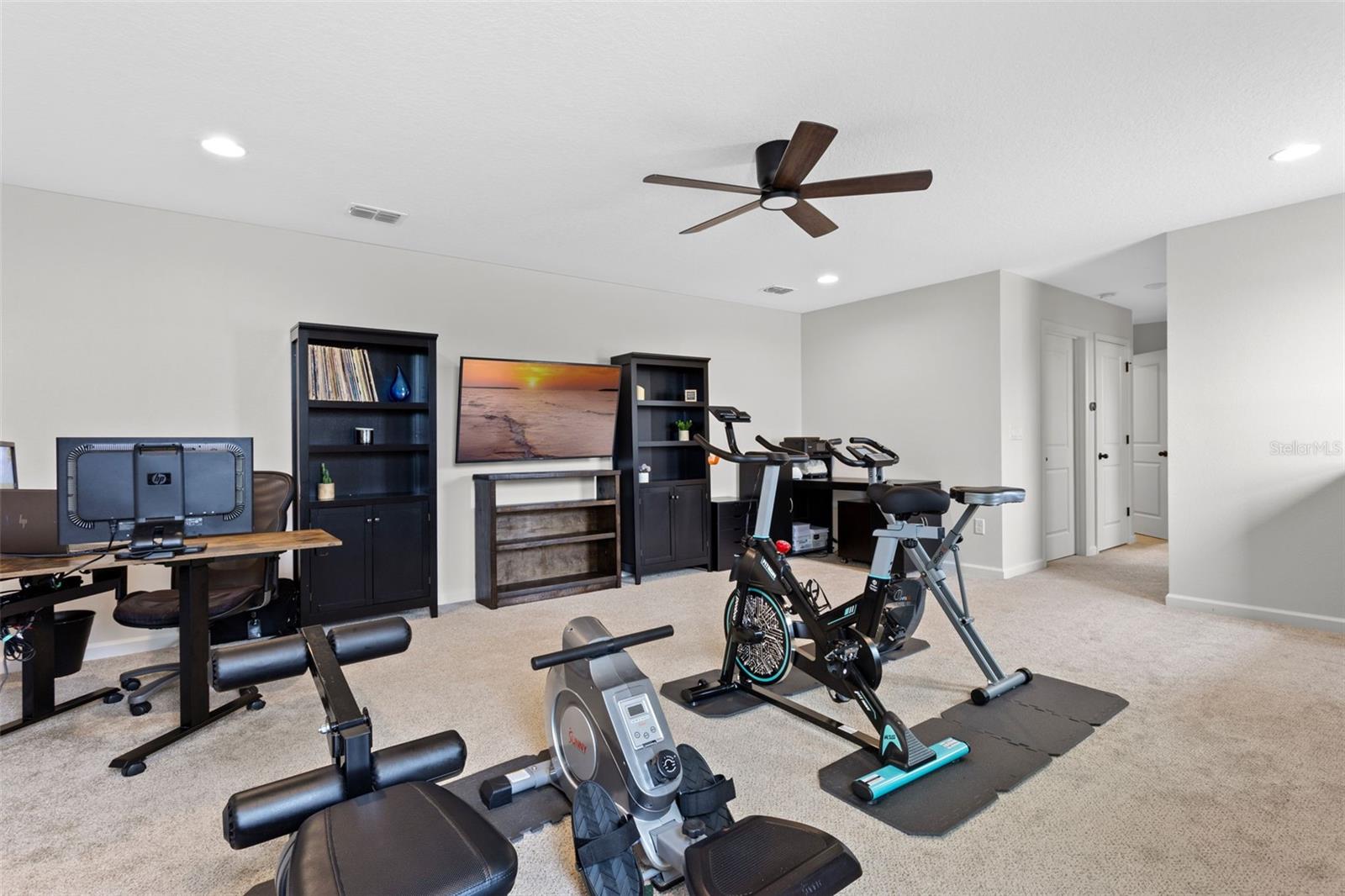 ARDMORE RESERVE PH V - Residential