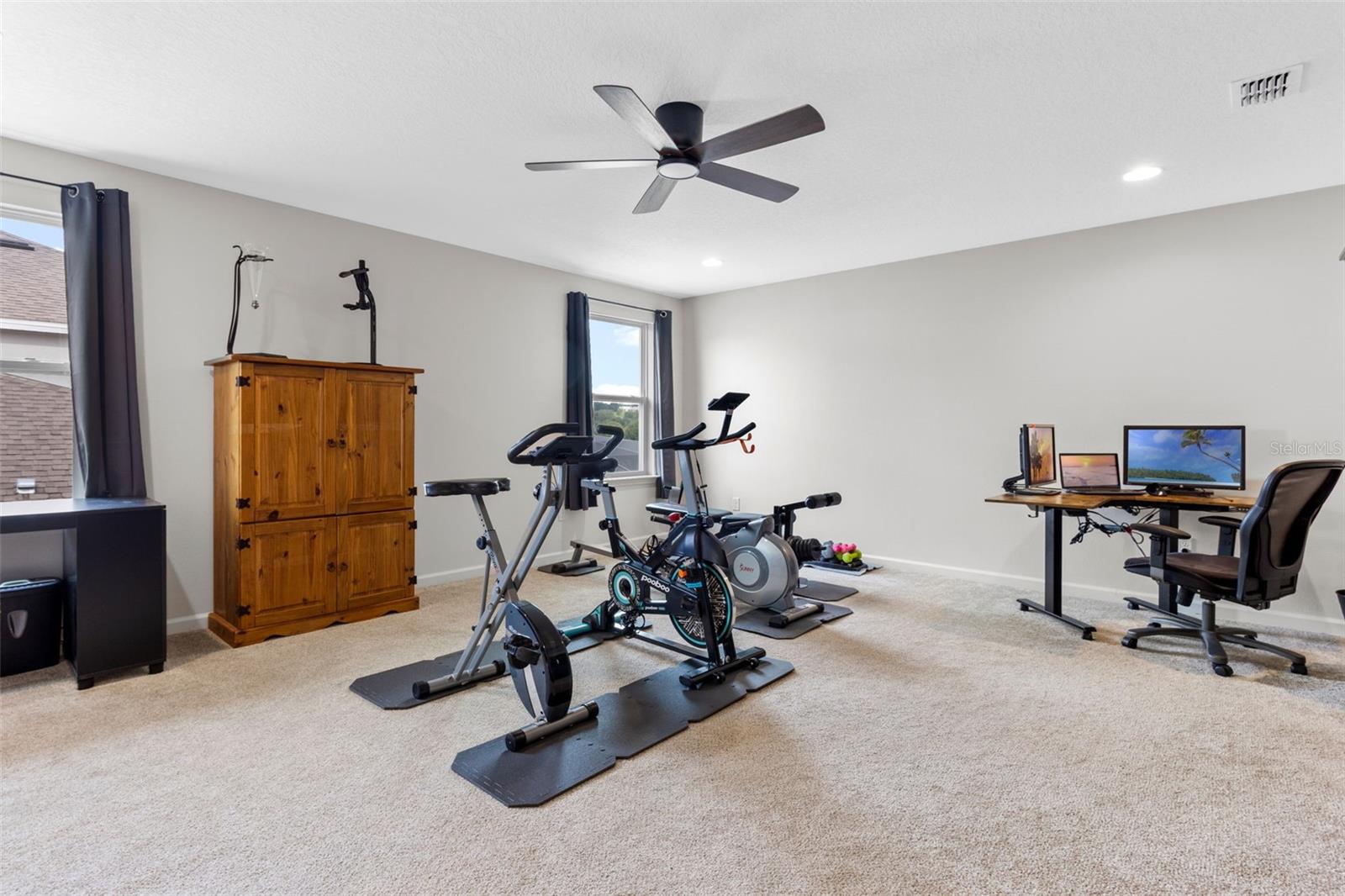 ARDMORE RESERVE PH V - Residential