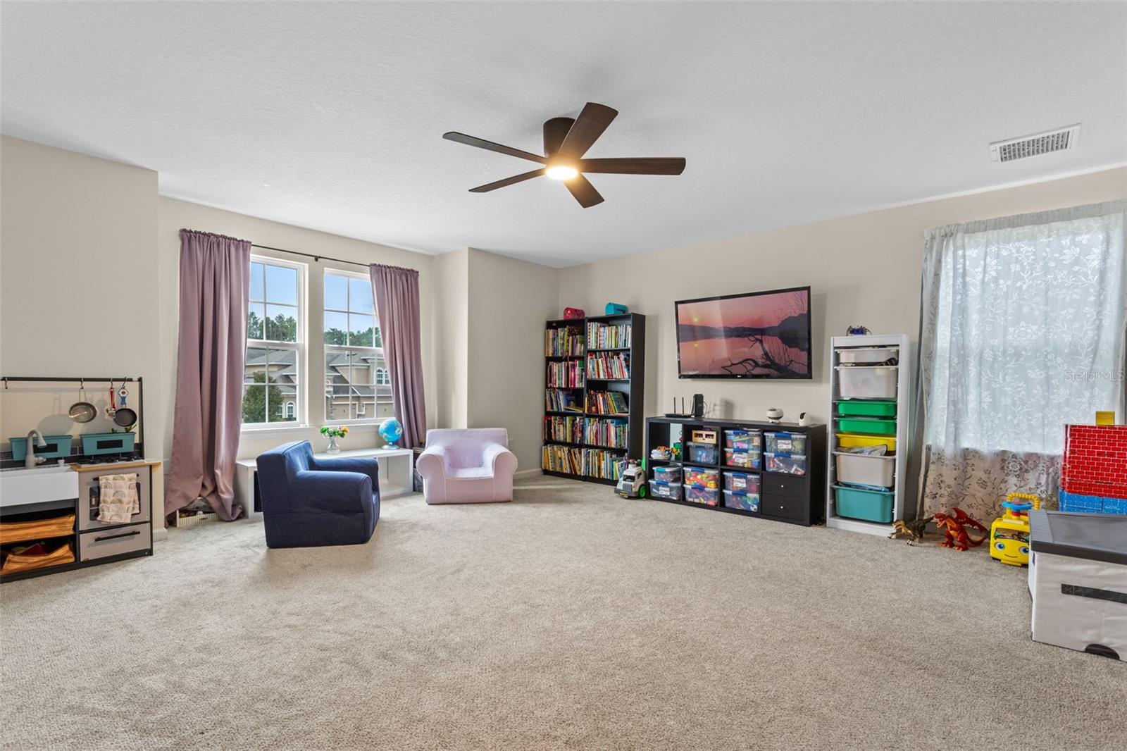 ARDMORE RESERVE PH V - Residential