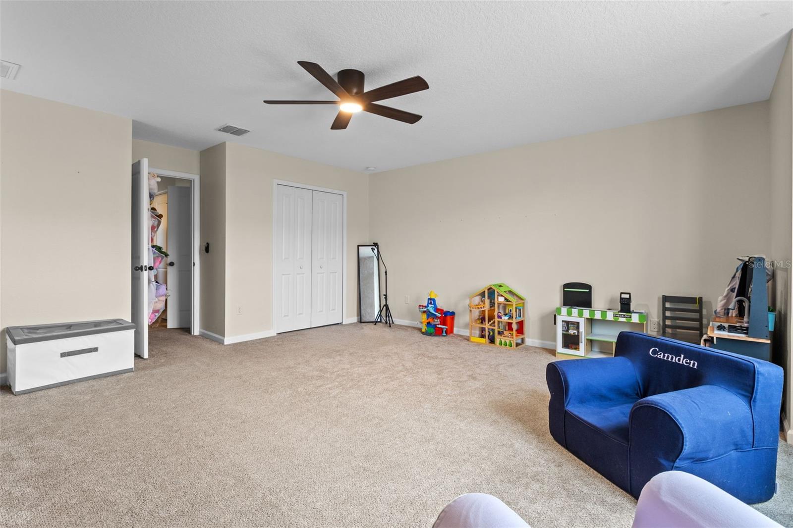 ARDMORE RESERVE PH V - Residential