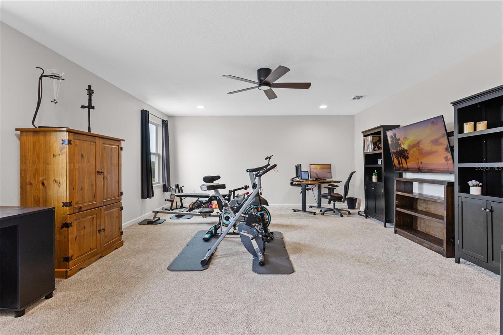 ARDMORE RESERVE PH V - Residential