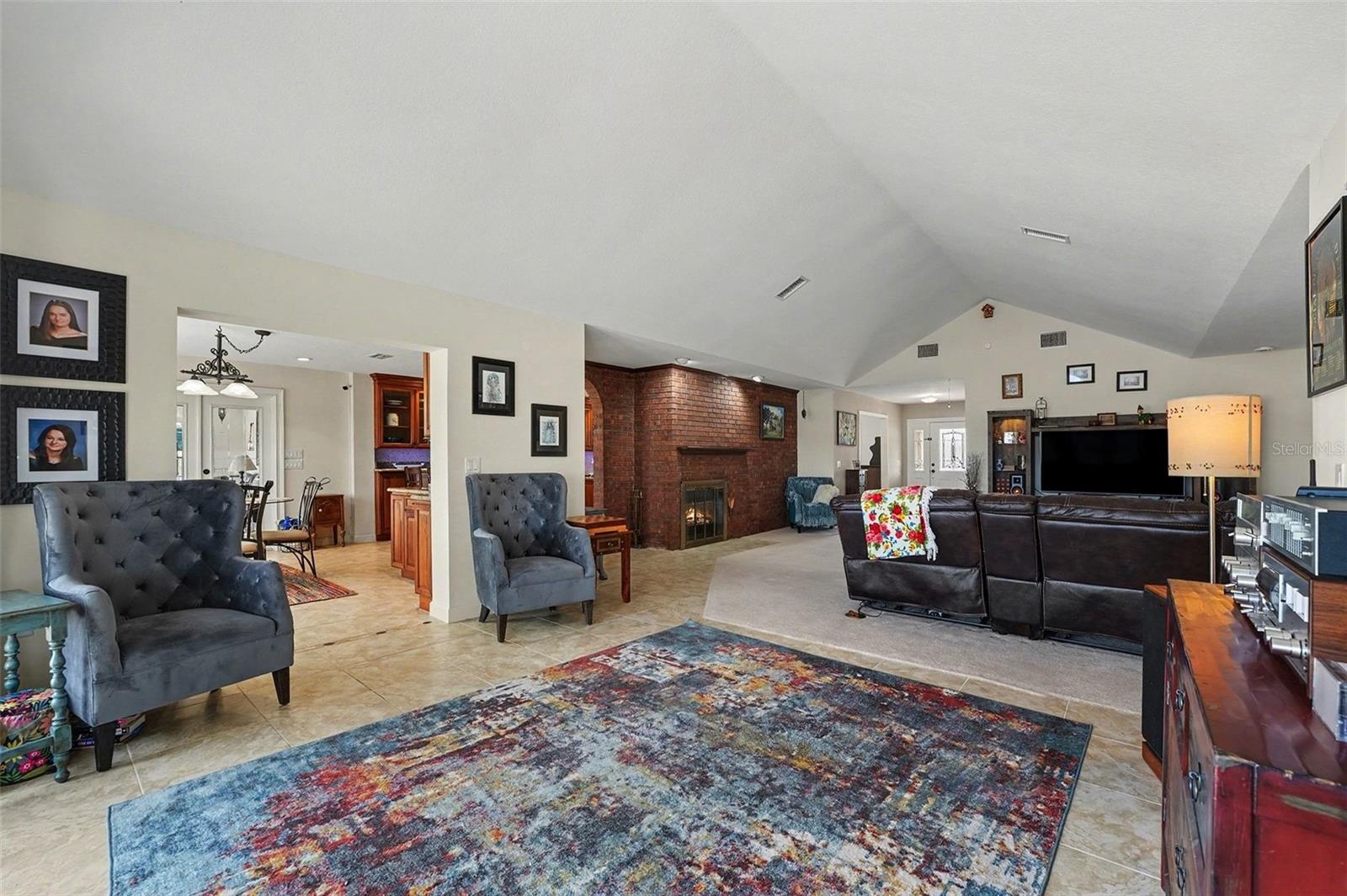 IMPERIALAKES PH 02 - Residential