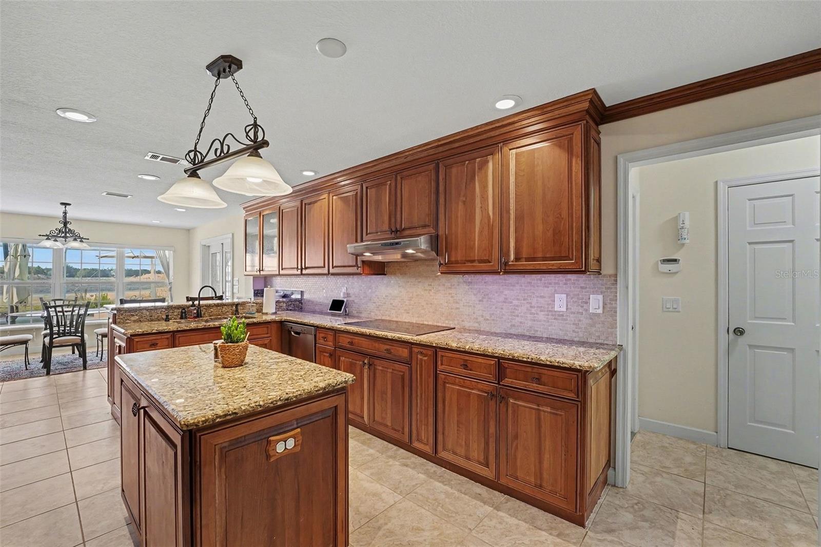 IMPERIALAKES PH 02 - Residential