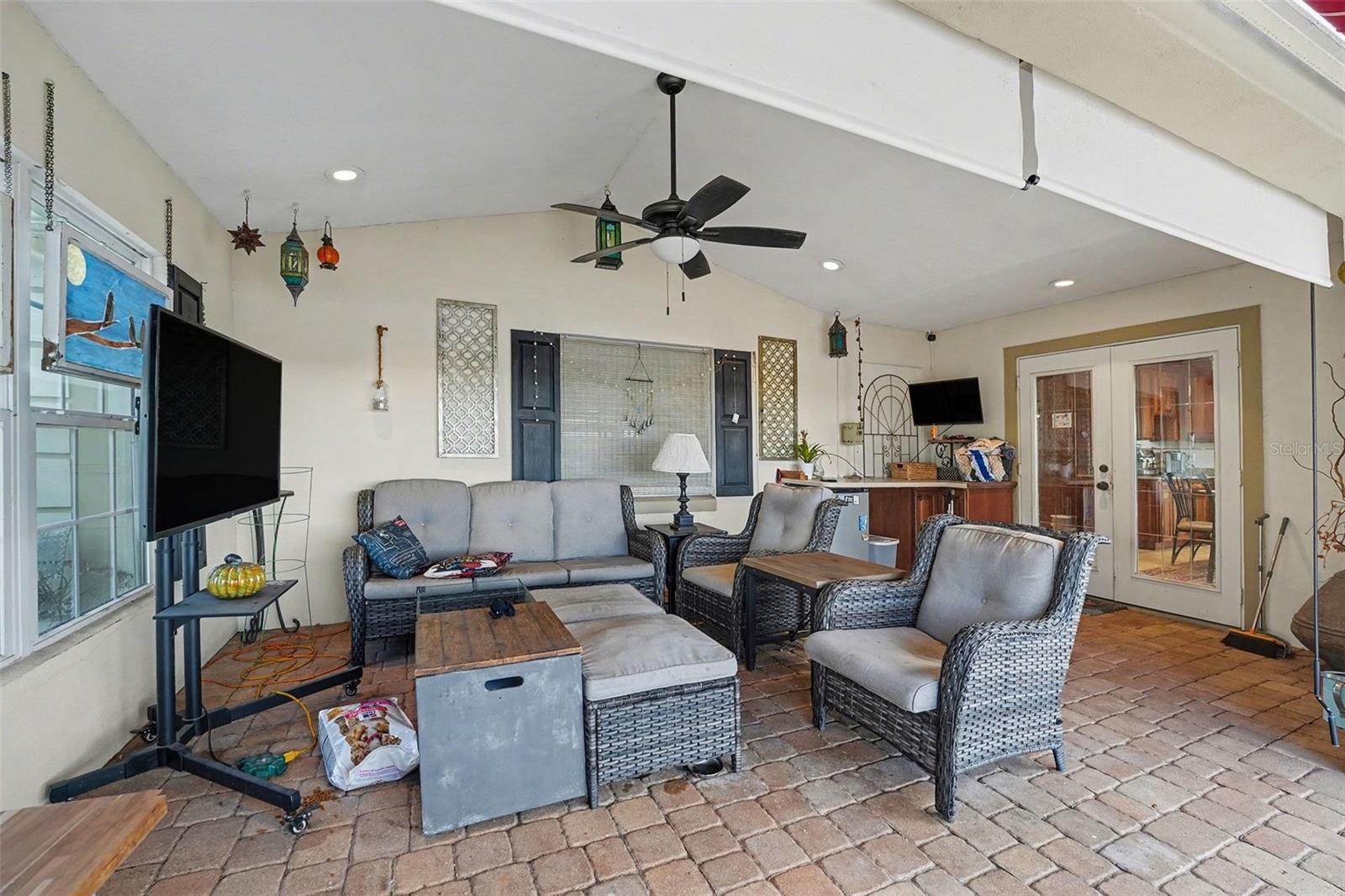 IMPERIALAKES PH 02 - Residential