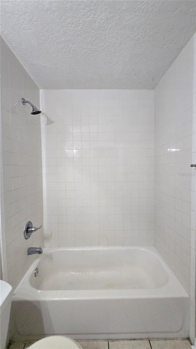 HAMNERS W E HOMESTEAD ACRES - Residential Lease