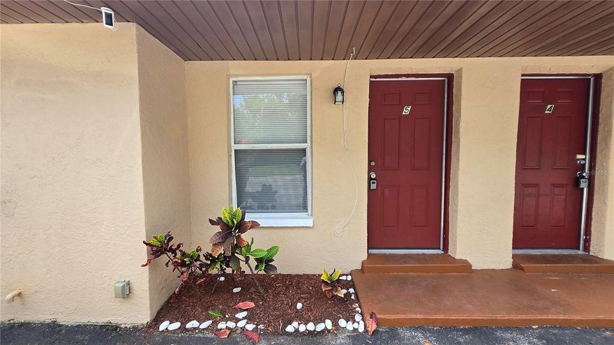Available for immediate occupancy! This end unit features 1 bedroom, 1 bathroom with tile flooring throughout and freshly painted interior. The kitchen boasts granite countertops and black appliances. Great location, close proximity to major highways making it an easy commute to Downtown Tampa and Tampa International Airport. Only 2.5 miles to USF. $50/month water/sewer fee. Application Required $75/applicant 18 years or older. Lease admin of $150 due at move-in. Minimum qualifications include 600 or better credit score, verifiable gross monthly income of 3x the amount of monthly rent, no evictions or landlord tenant collections.