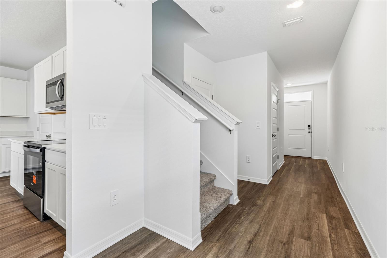 AVALON PARK TAVARES - Residential