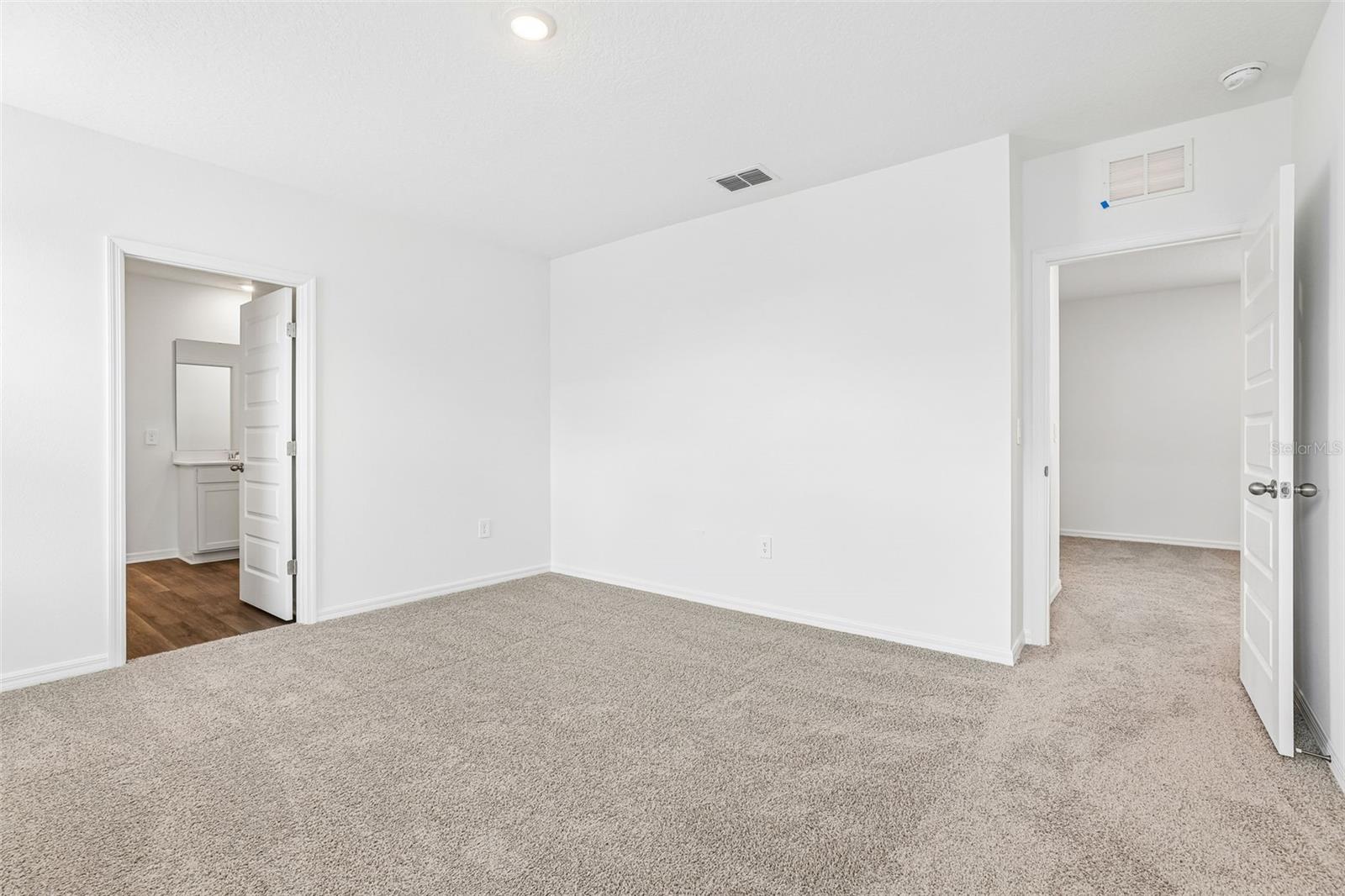AVALON PARK TAVARES - Residential