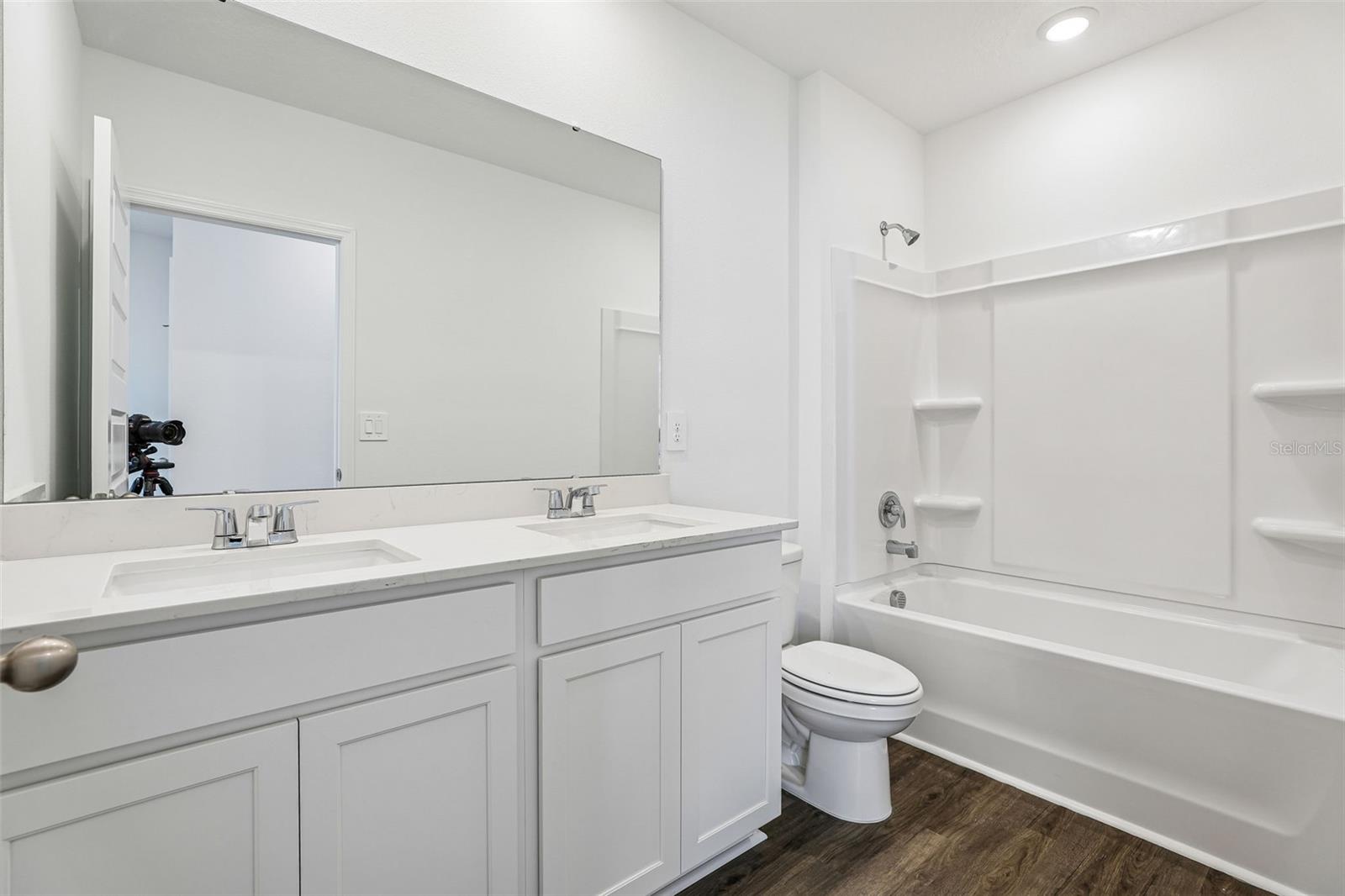 AVALON PARK TAVARES - Residential
