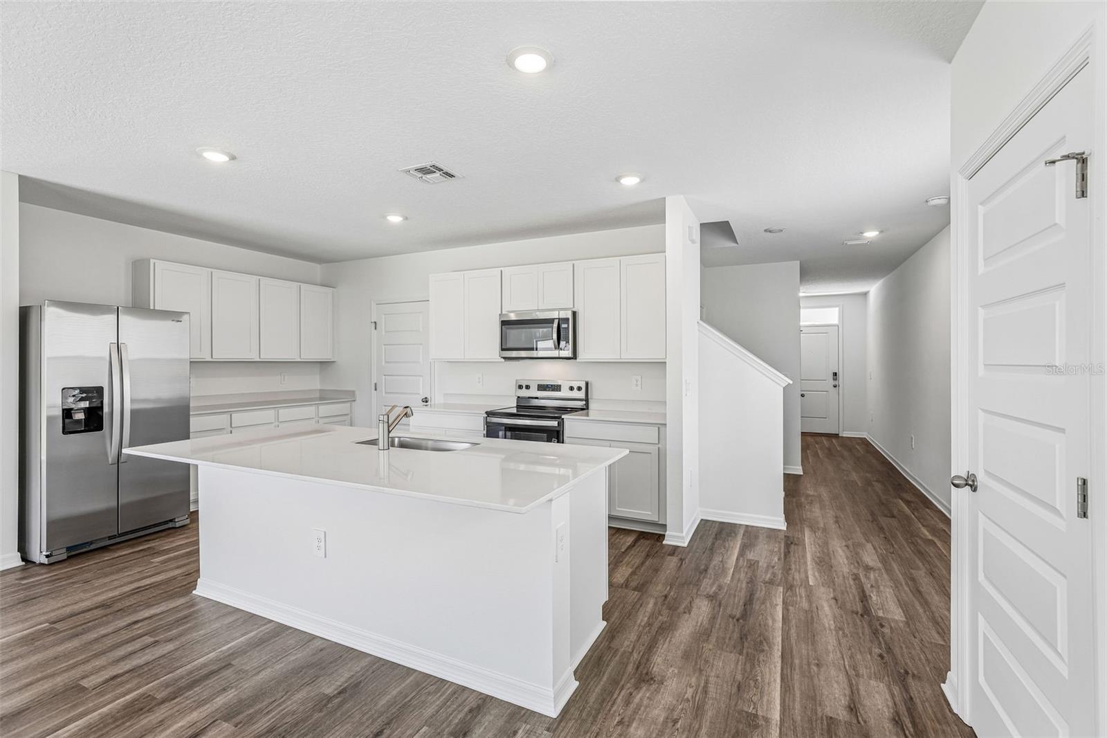 AVALON PARK TAVARES - Residential
