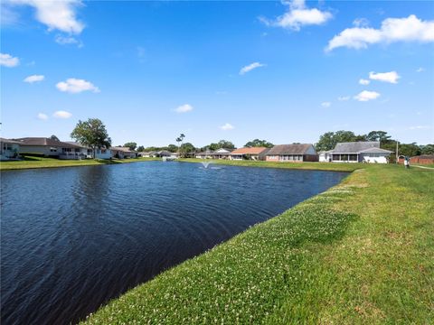 A home in LAKELAND