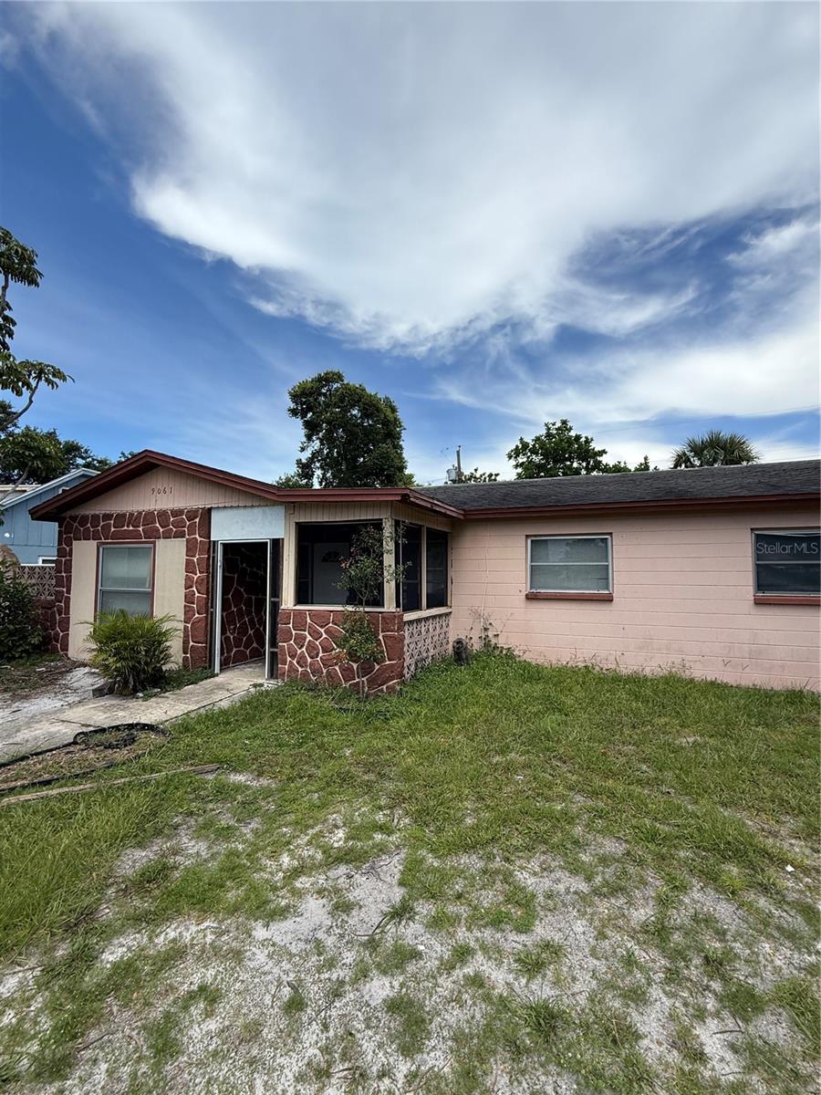 9061 SUNRISE DRIVE