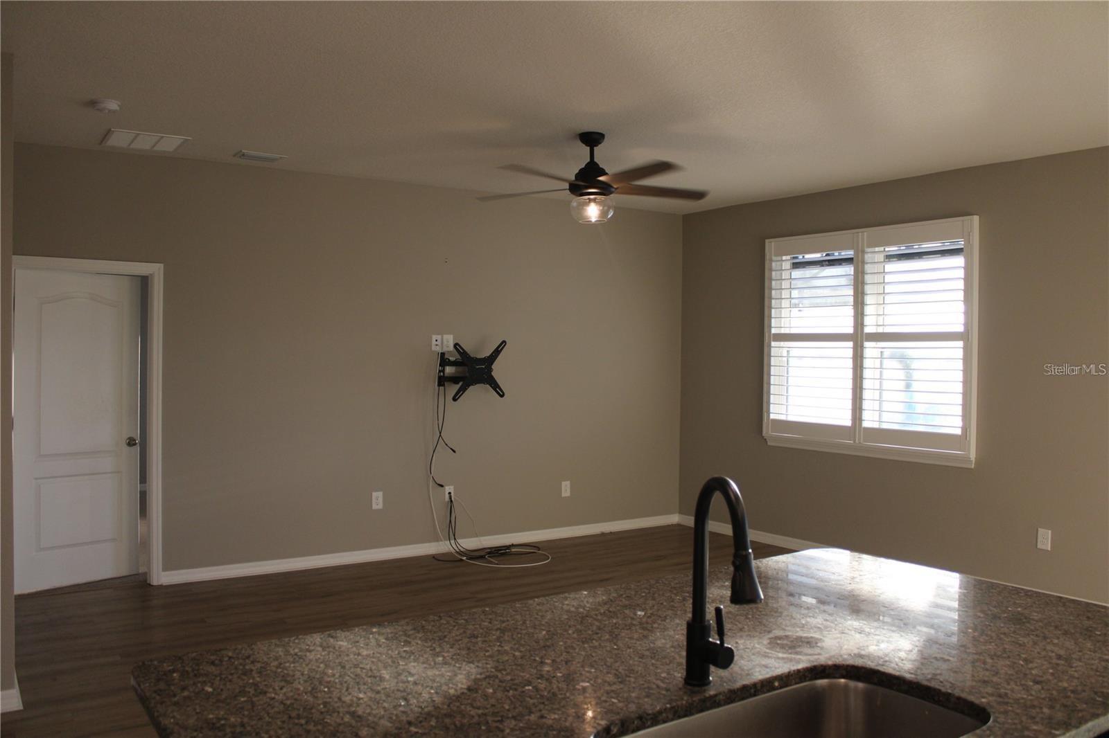 WILLOW BEND PH IA - Residential Lease
