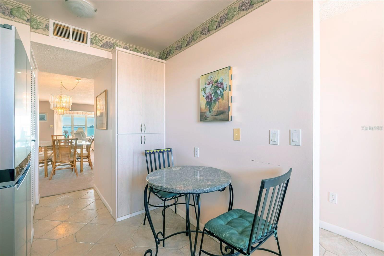 TOWN SHORES OF GULFPORT NO. 209 CONDO EMBASSY HOUS - Residential