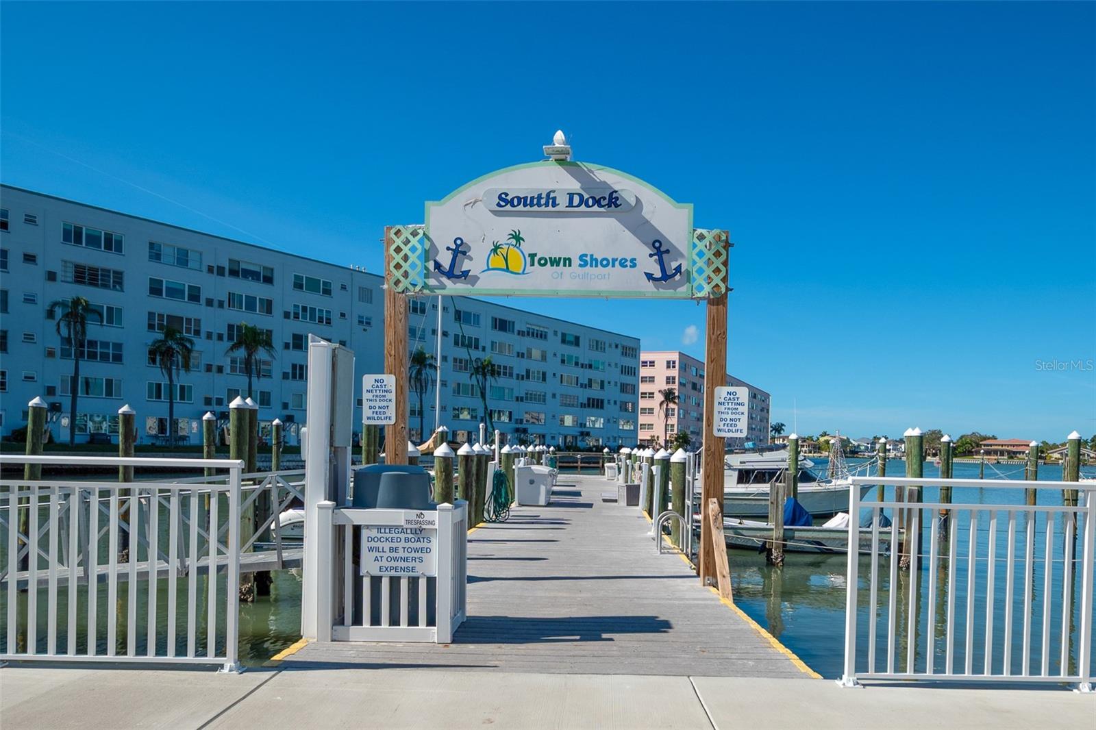 TOWN SHORES OF GULFPORT NO. 209 CONDO EMBASSY HOUS - Residential