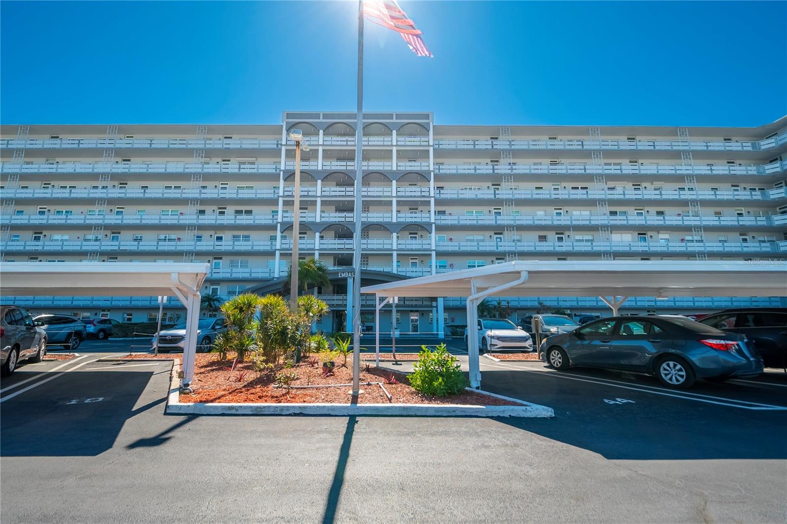 TOWN SHORES OF GULFPORT NO. 209 CONDO EMBASSY HOUS - Residential