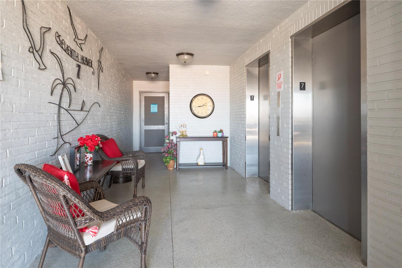 TOWN SHORES OF GULFPORT NO. 209 CONDO EMBASSY HOUS - Residential