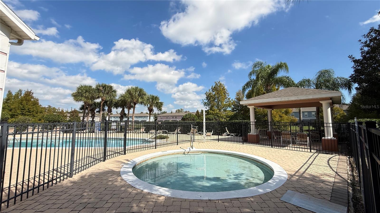 CORAL CAY RESORT - Residential Lease