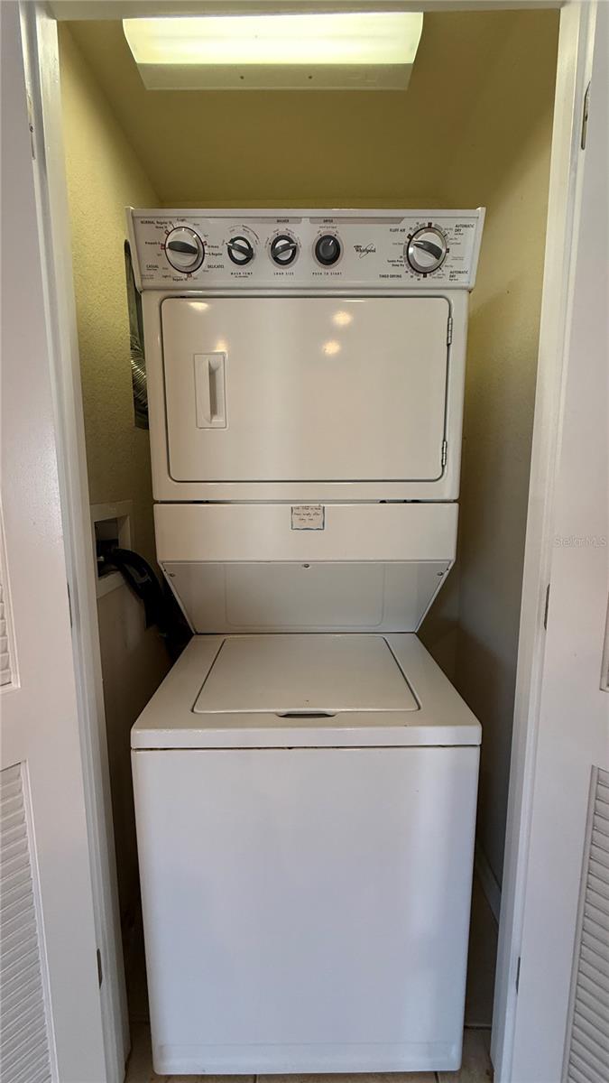 CORAL CAY RESORT - Residential Lease