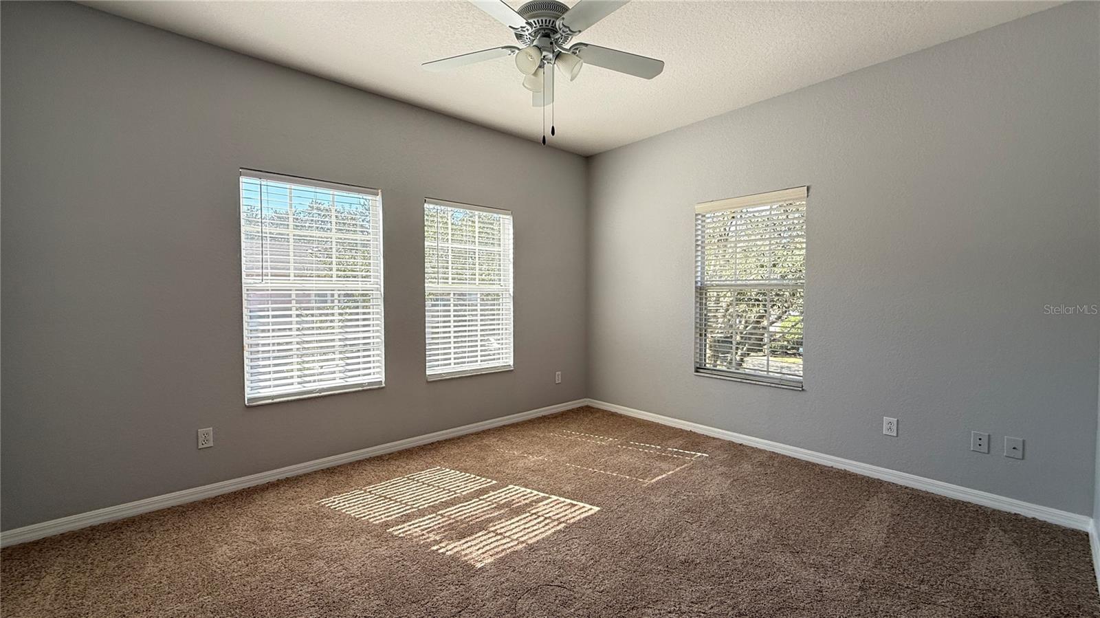 CORAL CAY RESORT - Residential Lease