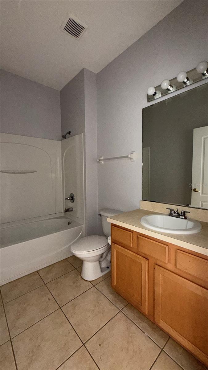 CORAL CAY RESORT - Residential Lease