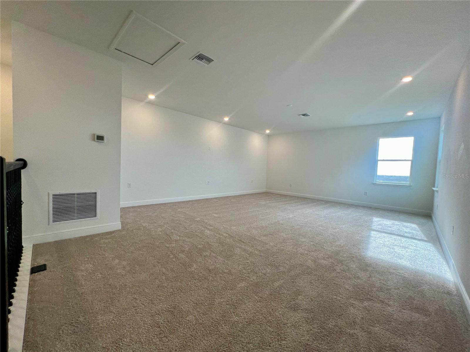 HILLS OF MINNEOLA - Residential