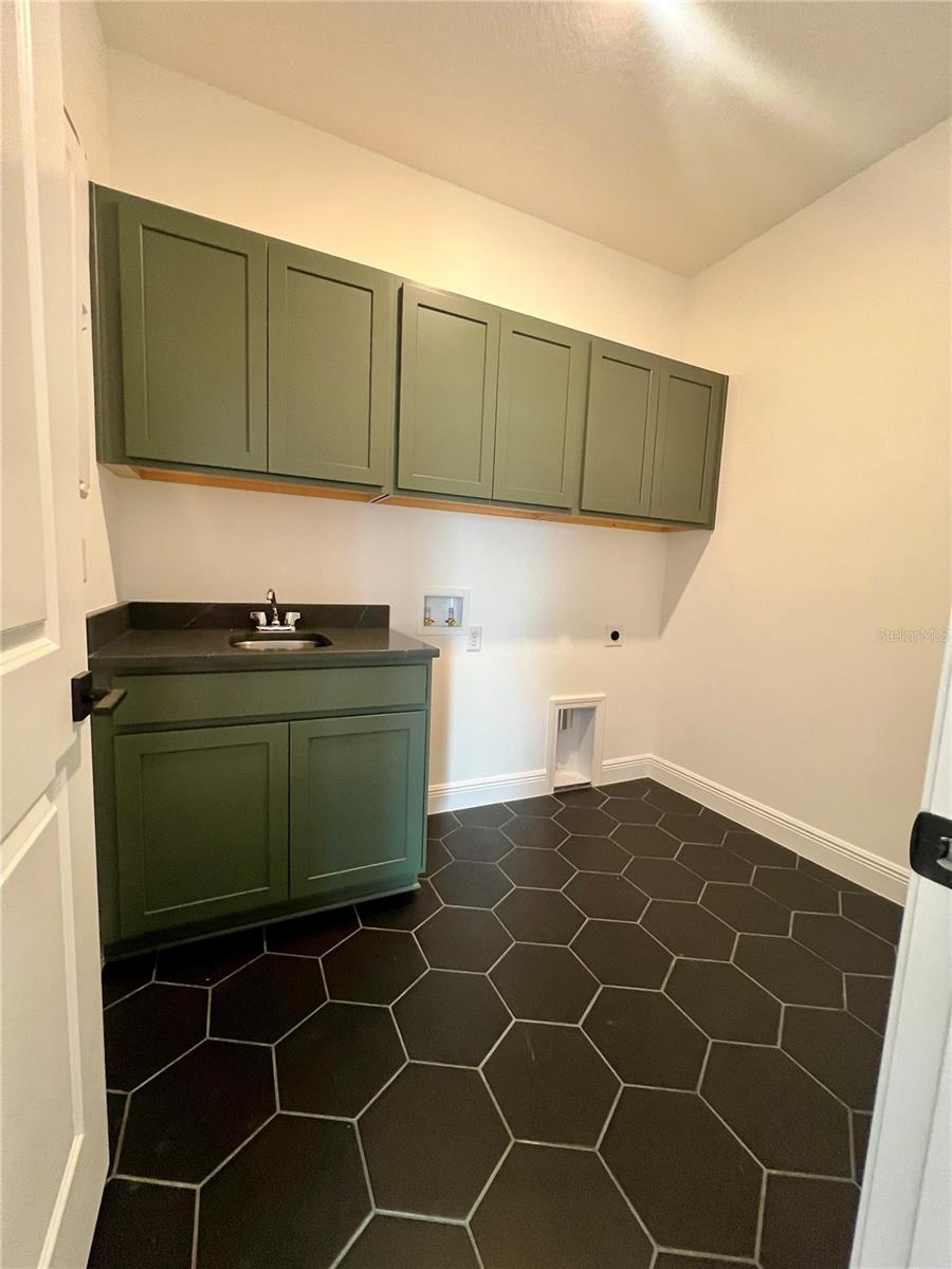 HILLS OF MINNEOLA - Residential