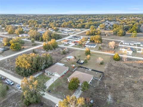 A home in DUNNELLON