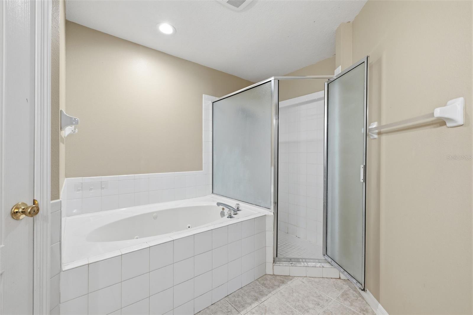 WYNDGATE - Residential