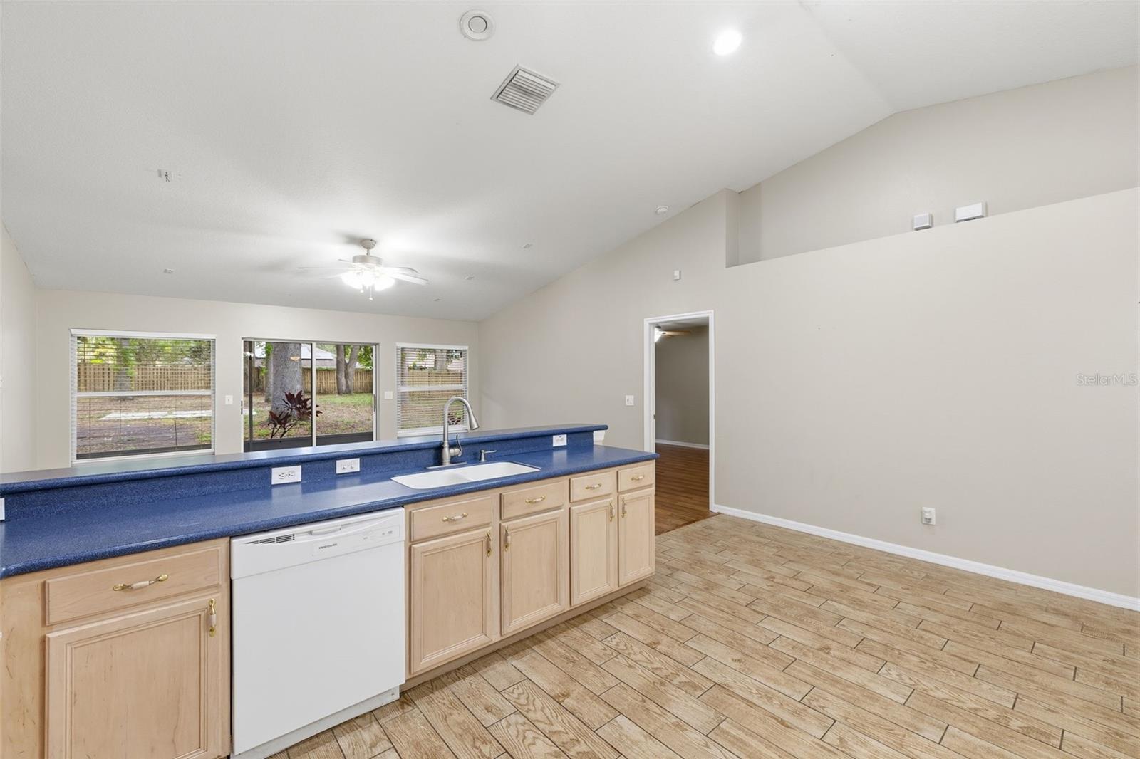 WYNDGATE - Residential